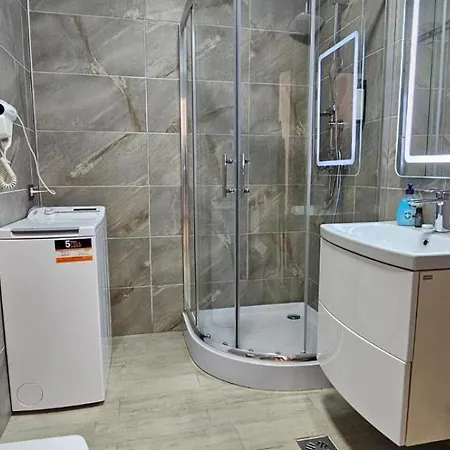 Black Sea & Piscina Interioara Incalzita Sauna Gym Jacuzzi * Năvodari